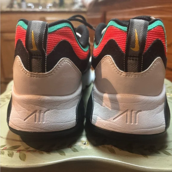 Black and White Chunky Sneakers with Cushioned Sole - Picture 4 of 6